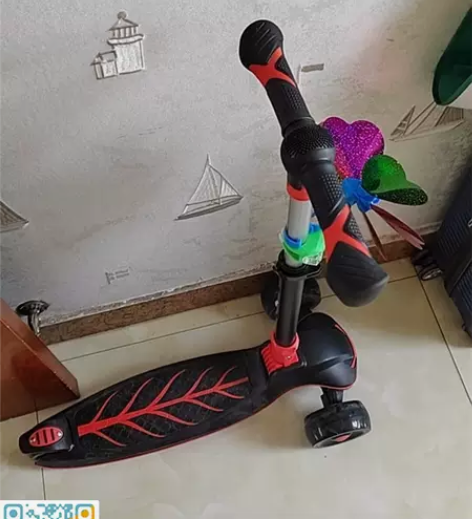 全新 斯威 滑板车儿童 2-3-6-10-...