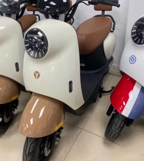 雅迪电动车9成新 电摩 请耐心看完这段描述...