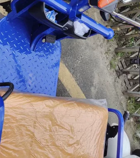 全新台铃电动三轮车，带不锈钢架，广告灯框，...