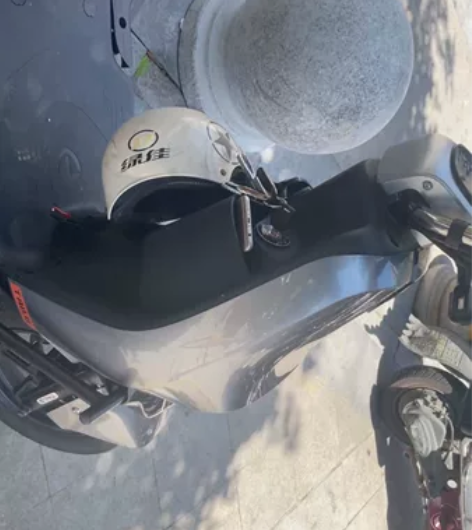 台铃电动车72u六个石墨稀电池骑了六百多公...