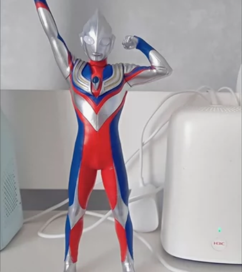 【清仓处理】版迪迦奥特曼 xp 迪加手办模...