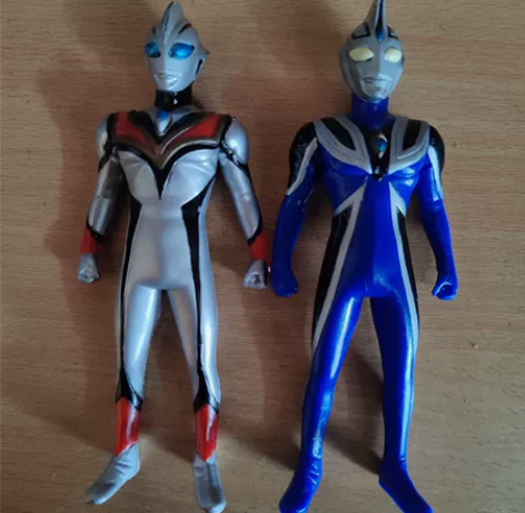 万代绝版邪恶迪迦和阿古茹奥特曼，身高约13...