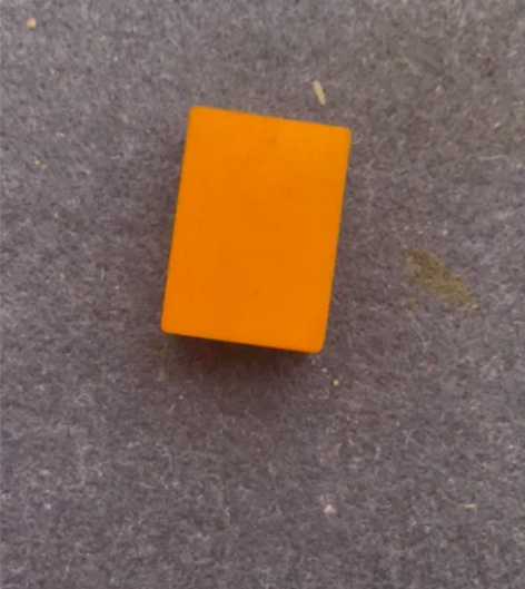 冲牙赛璐璐，规格如下，料子二三十年起，够老...