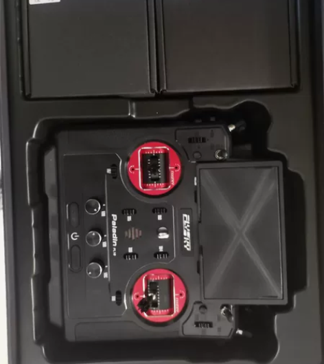 无人机遥控器，富斯旗舰版，没怎么用过 感兴...