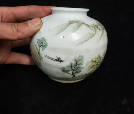 民国山水，小石榴尊 清秀，雅致！