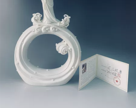 陶瓷摆件，工艺品，省工艺美术大师周德健出品...