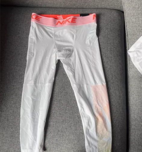 nike 白色紧身裤 七分裤 篮球短裤 正...