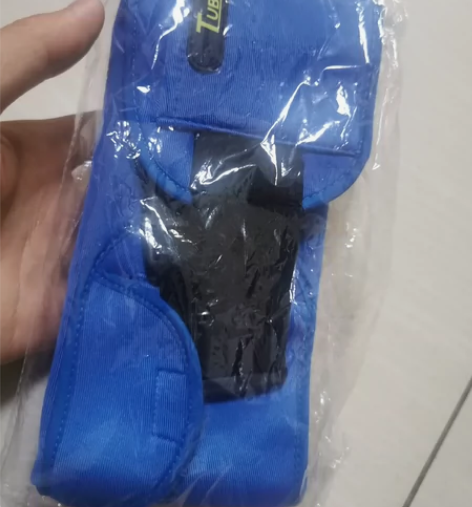 跑步运动户外装手机的腰包 这个价格发两个 ...