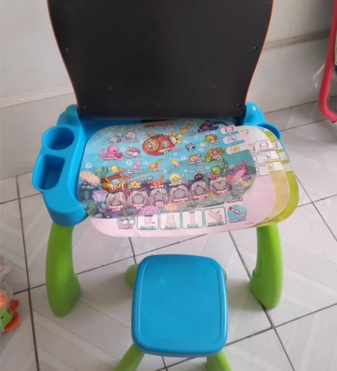 伟易达  点触学习桌  九成新 感兴趣的话...