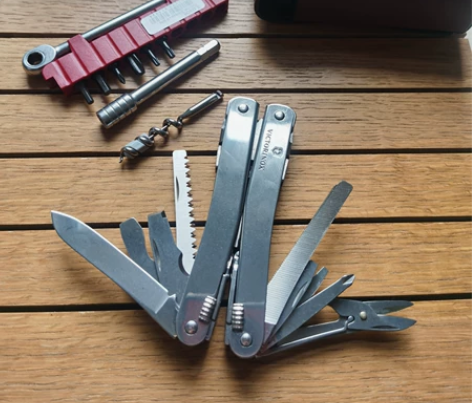 维氏瑞士军刀 瑞士钳X plus 3.02...