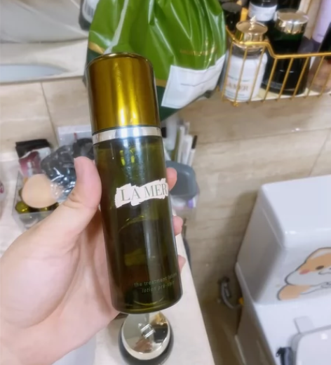 海蓝之谜精粹水 懂得来 感兴趣的话点“我想...