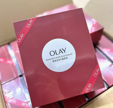 玉兰油（OLAY）大红瓶4件护肤品套装礼盒...