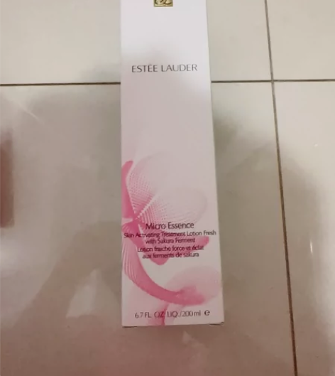 闲置，全新雅诗兰黛精华水200ml，澳门D...