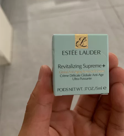 雅诗兰黛精华乳霜，东子家购买，用不到了，看...