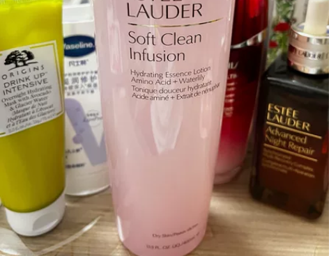 断舍离 雅诗兰黛粉水 全新未开封 免税购入...