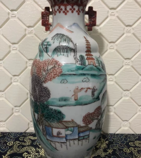 光绪粉彩山山水尺瓶23个高。器型特殊包老七...
