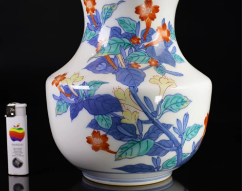 十一代今右卫门精品 竖款签名 稀少品 感兴...