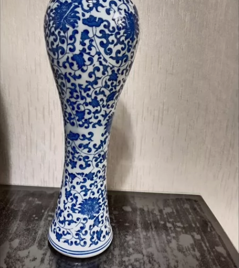 便宜出特卖包邮处理一个景德镇陶瓷器青花缠枝...