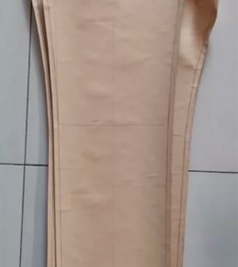 服装设计作业，女西裤打板纸样，包括腰头和口...