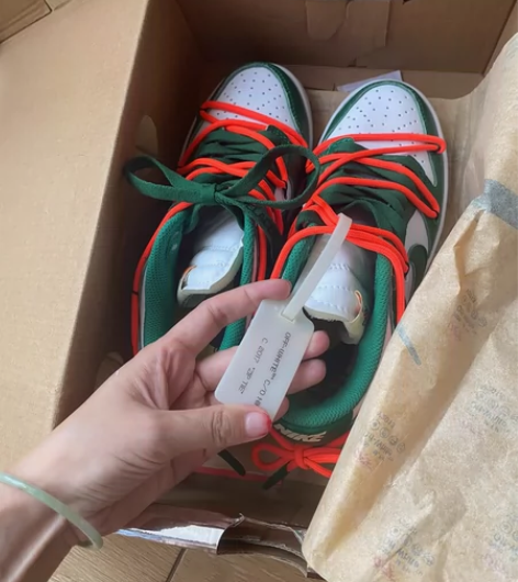 潮鞋女款37码清货价出 朋友服装店不做了，...