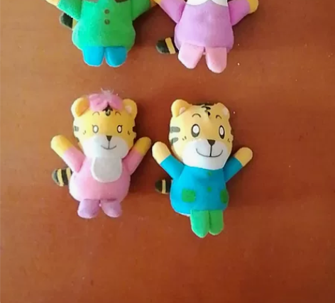 巧虎全家手指偶 感兴趣的话点“我想要”和我...
