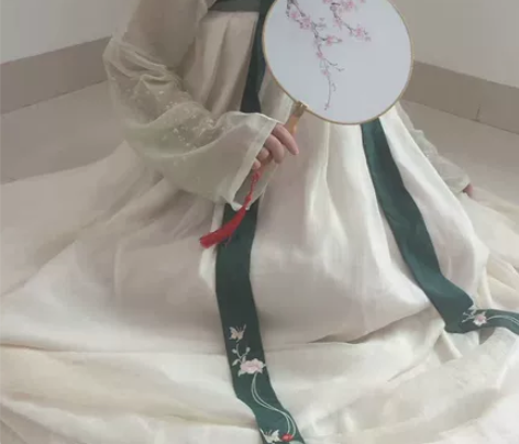 出物 品牌型号 梨花渡原国色芳香汉服 齐胸...