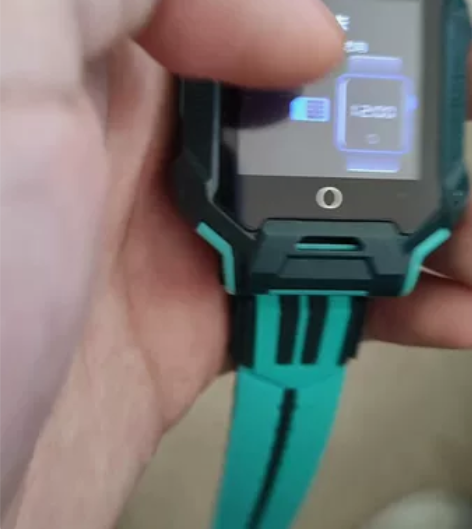 电话手表杂牌，可以给小孩用，可以打电话，浏...