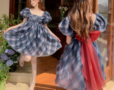 拼接连衣裙夏季泡泡袖方领女夏甜美公主裙