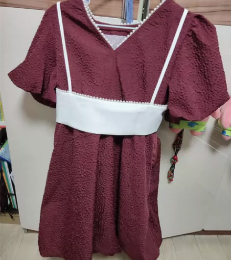 大码夏季压褶花苞V领连衣裙女韩版宽松时尚潮...