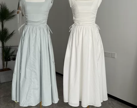 2022夏季新款极简风高腰显瘦镂空方领拼接...