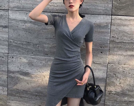 港味气质名媛v领极简主义连衣裙imiss温...