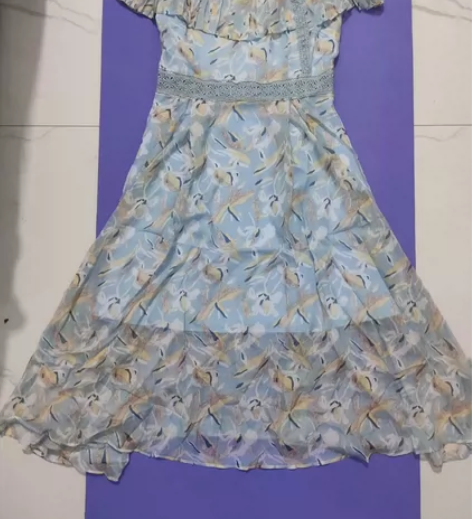 全新素雅民族风优雅轻薄碎花裙裙子！天蓝色很...