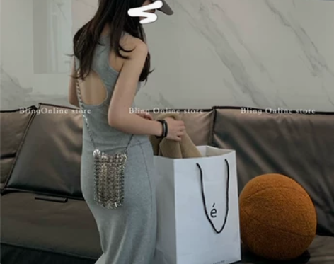 泡泡Bling 灰色休闲露背紧身基础打底背...