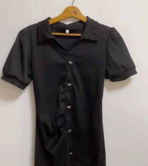 夏季新款女士短袖针织连衣裙polo领显瘦黑...