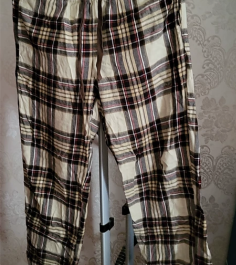 优衣库 裤子 澳洲线下买的 8成新便宜出 ...