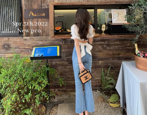 喇叭牛仔裤 牛仔裤喇叭裤高腰momoshe...