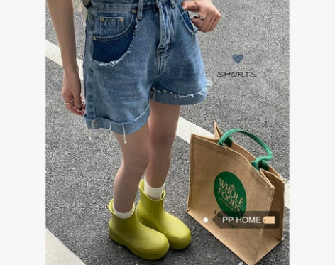 PPHOME清爽少年感~复古毛边百搭牛仔短...