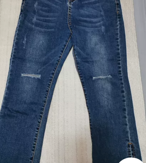 短的是七分牛仔裤，另外两条长裤，体重105...