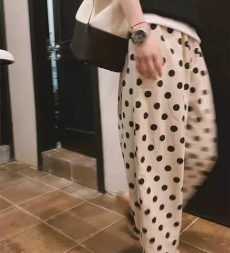 阔腿裤棉麻波点裤M码，腰围64-82，臀围...