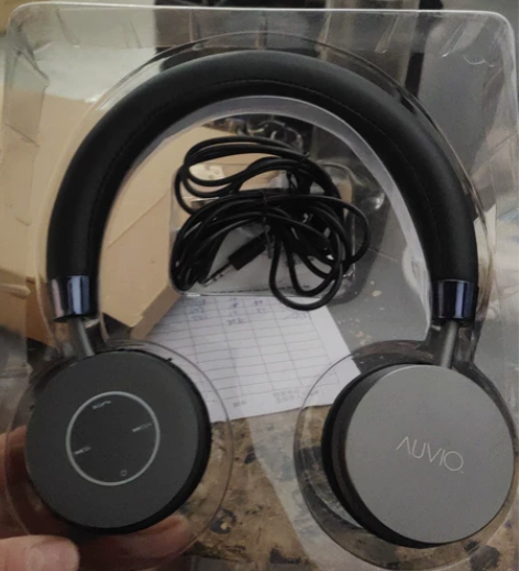 全新纽曼耳机两用可插线可蓝牙有瑕疵 感兴趣...