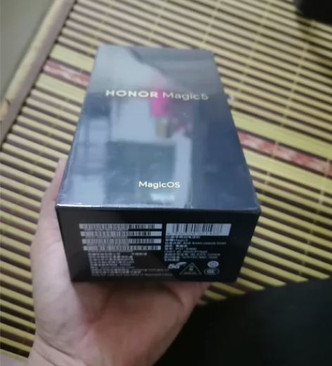 国行全新magic5 黑色8+256G 未...