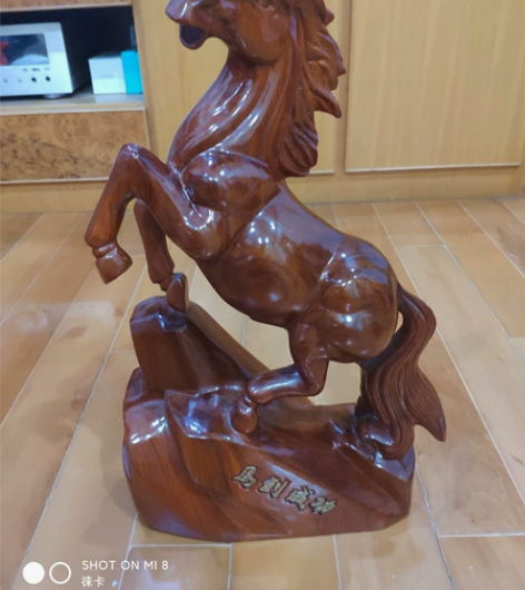 马到成功 雕刻花梨木 50cm 品相完好无...