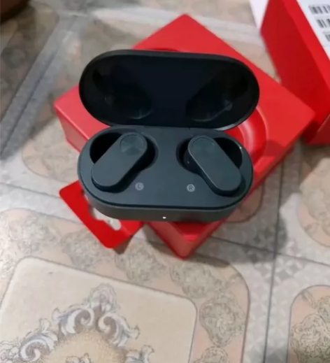 一加Buds Ace 【99新】:对应外包...