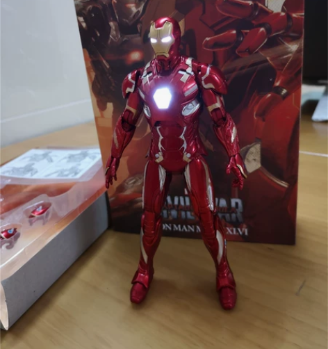漫威钢铁侠模型摆件 MK46可动可发光手办...