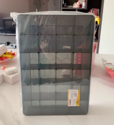 零件收纳盒 感兴趣的话点“我想要”和我私聊...