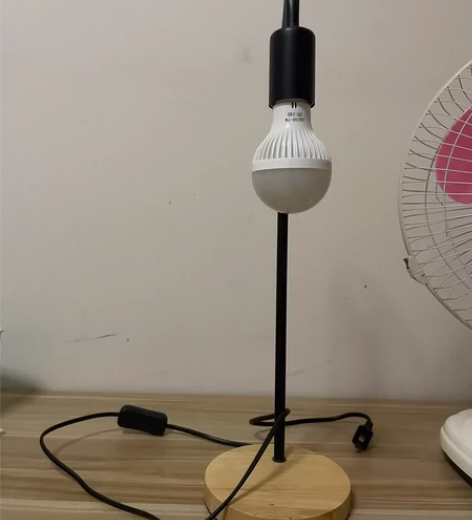 复古简约台灯 感兴趣的话点“我想要”和我私...