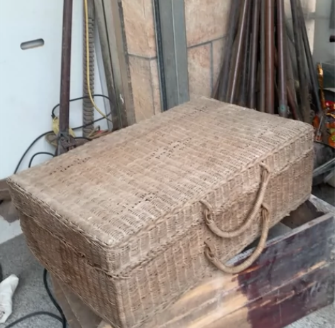 民国藤编老箱子，收纳箱，影视道具，民俗馆必...