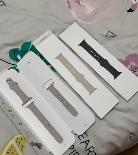 Apple Watch S8原装表带45m...