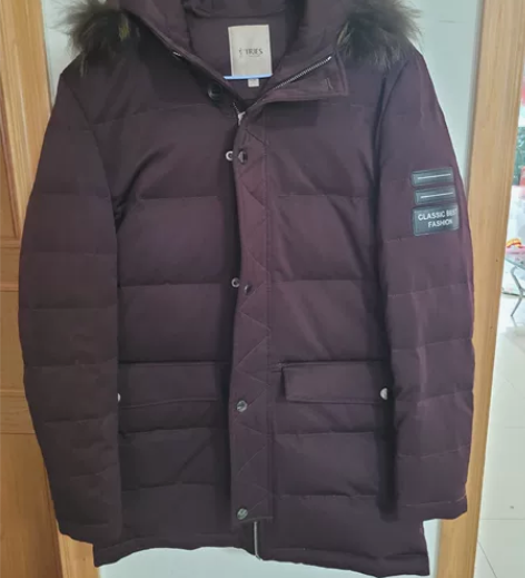 才子男羽绒服 前几年给爸爸买的，就穿了一次...