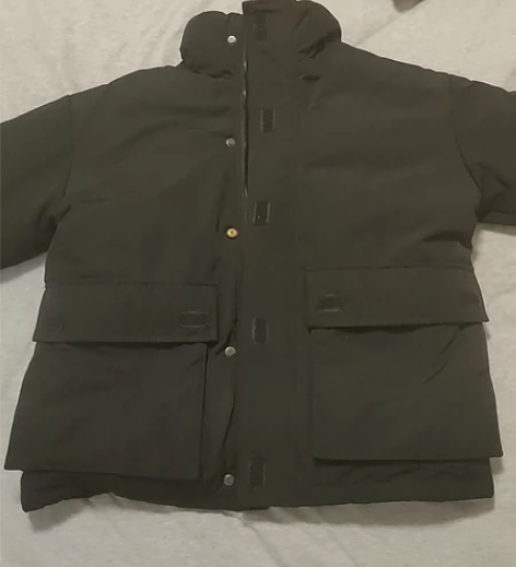 羽绒服，男士170以下穿差不多 感兴趣的话...